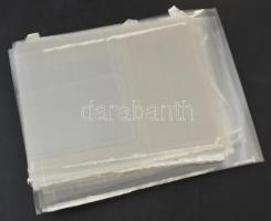 Különféle méretű átlátszó műanyag tokok