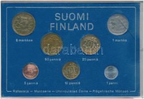 Finnország 1975. 1p - 5M (7xklf) forgalmi sor szettben, műanyag dísztokban T:UNC patina Finland 1975. 1 Penni - 5 Markkaa (7xdiff) in set, in plastic case C:UNC patina