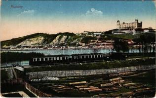 Pozsony, Pressburg, Bratislava; látkép, vár, a Pozsony-Bécs villamos vasút vonata, fatelep / Pressburg-Wien electr. Bahn. / Bratislava-Vienna urban railway train, tram, lumber yard (kopott sarkak / worn corners)