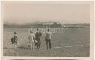 Resicabánya, Resicza, Recita, Resita; helyi lakosok, vonat, gőzmozdony / local people, train, locomotive. photo