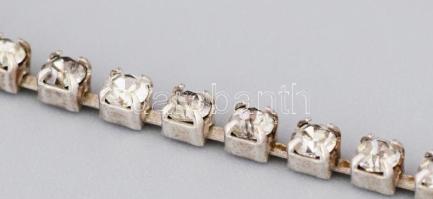 Ezüst (Ag) sokköves teniszkarkötő, jelzett, h: 18 cm, bruttó: 3,1 g