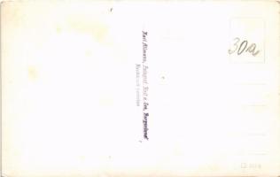 Ruszt, Rust; szakácsnők és gyerekek. Karl Allmann Fotograf / cooks and children. photo (apró szakadá...