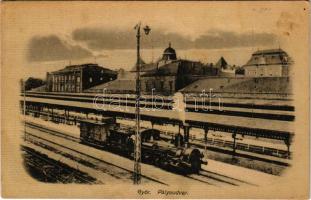 Győr, Pályaudvar, vasútállomás, gőzmozdony, vonat. Szántó Imre kiadása (fl)