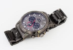 2 darab Slazenger fém tokos karóra, kvarc, kopással, tartón, d: 40-50 mm