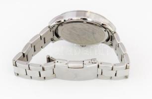 2 darab Slazenger fém tokos karóra, kvarc, kopással, tartón, d: 40-50 mm