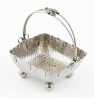 Ezüstözött pikkelyes mintás kínáló, jelzett, m: 14 cm