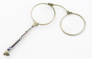 Art deco mintás lornyon, h: 12,5 cm