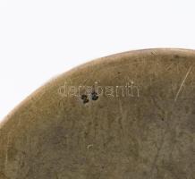 Ezüst (Ag) dobozka, jelzett, d: 6 cm, nettó 51g