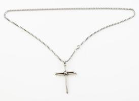 Nyaklánc fém kereszttel, h: 32 cm