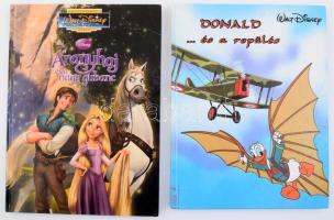 2 db Walt Disney kötet: Donald... és a repülés. Bp., 1995, Egmont. + Aranyhaj és a nagy gubanc. Bp., 2010, Egmont. Kiadói kartonált papírkötés, egyikben kijáró lapokkal.