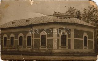 Diósgyőr (Miskolc) (?), községháza. Szilágyi Arthur fényképészeti műintézete. photo (b)