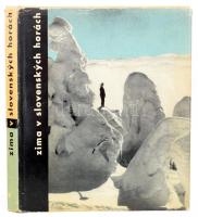 Zima v slovenskych horách (Tél a szlovák hegyekben). Fekete-fehér képeskönyv szlovák szöveggel, orosz, német és magyar nyelvű melléklettel. A fotók többek között a Magas-Tátra, Fátra, Kis-Kárpátok területén készültek. Bratislava, 1961, Vydavatelstvo Osveta. Kiadói, kissé foltos egészvászon-kötés, kiadói sérült papír védőborítóval.