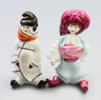 Török basa és kislány téli ruhában figurák, m: 18 cm alatt