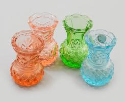 4 darab Bohemia kis váza, klf színekben, m: 8 cm