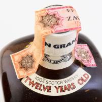 cca 1980 Glen Grant 12 éves skót whisky, a címkén: Highland régió (ma már: Speyside régió), eredeti ...