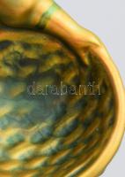 Zsolnay eozin mázas Annuska tállal. Jelzett, hibátlan, 12x8 cm