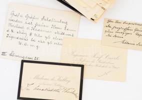 cca 1900-1920 Vegyes névjegykártya tétel, főleg osztrák személyek kártyáival, kb. 60 db. Köztük: La ...