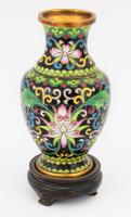 cca 20. sz. első fele, Kínai cloisonne váza, jó állapotban, fa talpon, m: 12 cm
