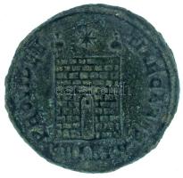 Római Birodalom / Antiochia / II. Constantinus 330-334. Follis bronz (3,24g) T:XF
Roman Empire / An...