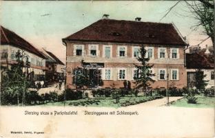 1908 Fogaras, Fagaras; Sterzing utca kastélypark részlettel, gyógyszertár. Thierfeld Dávid kiadása / Sterzinggasse mit Schlosspark, Apotheke / street view, castle park, pharmacy + "BRASSÓ - NAGYSZEBEN - KISKAPUS 149.sz." vasúti mozgóposta bélyegző (Rb)