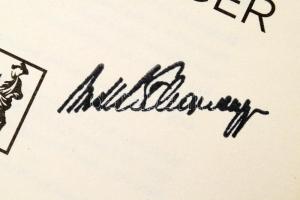 Arnold Schwarzenegger - Peter Petre: Total Recall. My Unbelievably True Life Story.
A szerző, Arnol...