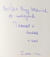 Kubassek János: Jeles világjárók nyomdokain. 1-2. köt. A szerző, Kubassek János (1957-) geográfus ál...