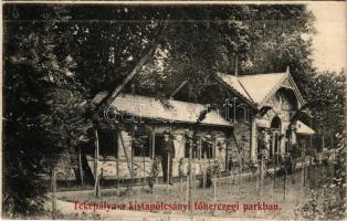 Kistapolcsány, Topolcianky; Tekepálya a kistapolcsányi főhercegi parkban. Rasofszky Béla fényképész kiadása / bowling alley in the archduke's park (apró lyuk / tiny pinhole)