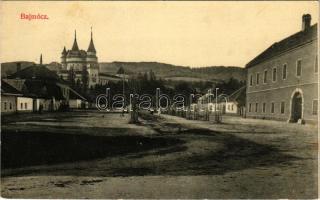 1915 Bajmóc, Bojnice; Bajmóc vára (Pálffy várkastély), utca. Gubits B. kiadása Privigyén 1734. (W.L. ?) / Bojnicky hrad / castle, street view (gyűrődések / creases)