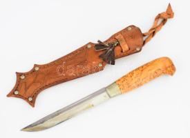 Keleti dísztőr, fagyökér markolattal, bőr tokban, h: 26 cm