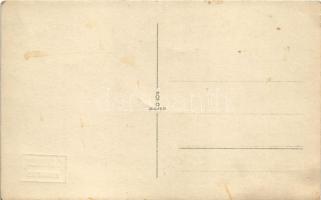 Pinkafő, Pinkafeld; Singer Varrógépgyár varrótanfolyama, hölgyek csoportképe. Foto Bayer / sewing co...