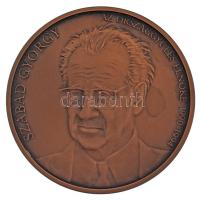 Fritz Mihály (1947-) 2020. "Szabad György - Az Országgyűlés elnöke 1990-1994 / 30 éve szabadon 1990-2020" kétoldalas bronz emlékérem sérült dísztokban (70mm) T:UNC