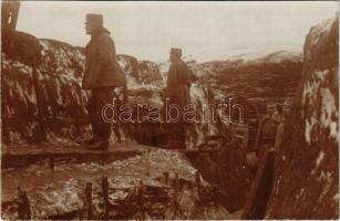 Megerősített állás Volhíniában, osztrák-magyar katonák, télen / WWI military, Austro-Hungarian K.u.k. soldiers in winter. photo