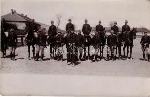 Osztrák-magyar katonák, huszárok lóháton / Austro-Hungarian K.u.k. soldiers, hussars on horseback. photo (EK)