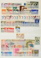 Repülő, légiposta bélyegek gyűjteménye az egész világból, több száz darab bélyeg, közte sorok is 8 lapos A4-es berakóban