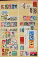 NSZK gyűjtemény jobb értékekkel, blokkokkal, közte levél is, 12 lapos nagy régi berakóban