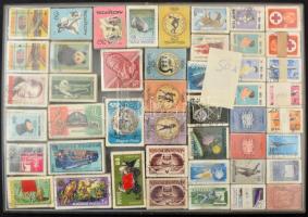 50 db bündli műanyag tálcán