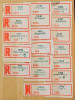 Ragjegyek és segélybélyegek kis berakóban