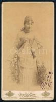 cca 1880 Somssich Pál (1811-1888) unokahúgának, Somssich Máriának (1869-1918) aláírt fotója, keményhátú portré Strelisky budapesti műterméből, 21×11 cm
