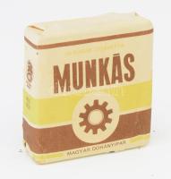 Munkás cigaretta bontatlan csomag