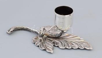 Ezüst(Ag) gyertyatartó plasztikus levéllel, jelzett, 8,5×5×3,5 cm, nettó: 25,1 g