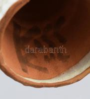 Kiss Roóz Ilona (1920-2010): Lány virággal. Jelzett, hibátlan, m: 12 cm