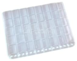 6db kisalakú érmeberakó lap, laponként 20 férőhellyel + 9db kisalakú érmeberakó lap, laponként negyven, összesen 480 férőhellyel, új állapotban