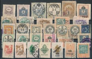 31 db régi magyar okmánybélyeg