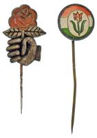 ~1910. "Tulipános Iparvédő Mozgalom" részben zománcozott bronz kitűző és litográf nyomatos jelvény. A mozgalom az 1905-1906-os belpolitikai válság idején, a magyar áruk védelmében jött létre, a mozgalomban Feszty Árpád is részt vett. (14mm, 23x16mm) T:XF