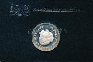 Nyugat-Szamoa 1981. 10T Ag "Királyi esküvő" kapszulában, műanyag tokban, német nyelvű ismertetővel T:PP West Samoa 1981. 10 Tala Ag "Royal Wedding" in capsule, in plastic and foil case, with German description C:PP Krause KM#44