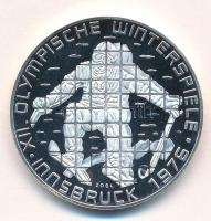 Ausztria 1974. 100Sch Ag "Innsbruck - XII. téli olimpia 1976 / Sielő" Hall-i verde T:PP kis patina Austria 1974. 100 Schilling Ag "Winter Olympics Innsbruck 1976 / Skier" Hall Mint C:PP small patina Krause KM#2928