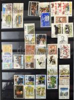 Írország 1.025 db bélyeg 16 lapos A4 Leuchtturm berakóban