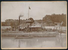 cca 1900 Miklós gőzhajó, keményhátú fotó, hátoldalon ragasztás nyomaival, 13×18 cm