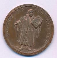 Ausztria 1983. "Luther Márton / A reformáció harmadik jubileumi ünnepsége 1817" bronz emlékérem. Szign.: König, Loos (30mm) T:AU ph. Austria 1983. "Martin Luther / The 3rd Jubilee Festival of the Reformation 1817" bronze commemorative medallion. Sign.: König, Loos (30mm) C:AU edge error