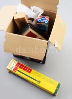 Doboznyi vegyes játék tétel, domino, kártya, stb.